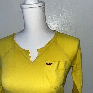 Hollister Women's Yellow Long Sleeve Top